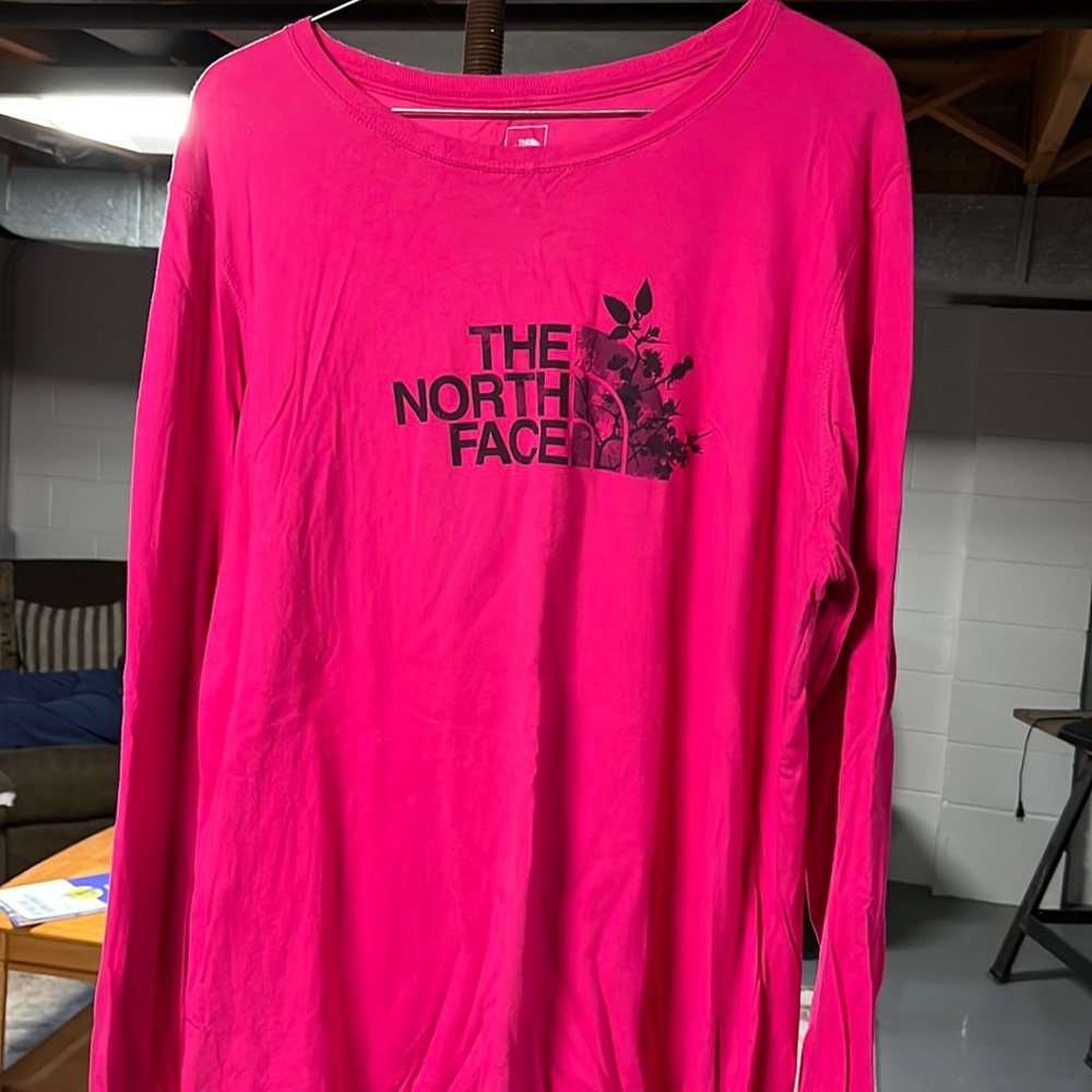 Long sleeve north face shirt